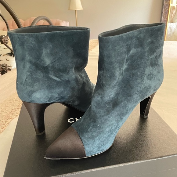 Chanel Blue/Black Size 42 Short Boots - Picture 7 of 7